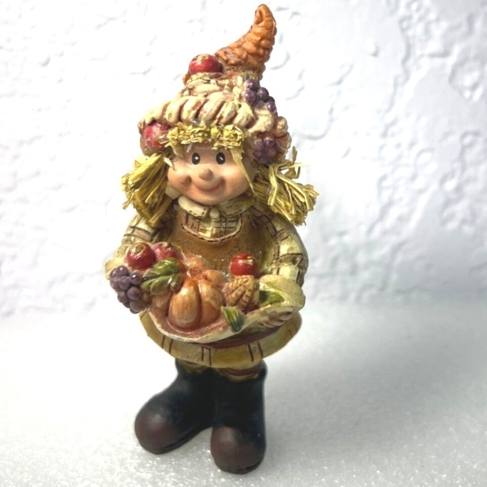 Scarecrow Whimsical Girl Harvest Figurine  Autumn Produce Straw Hair Big‎ Smile